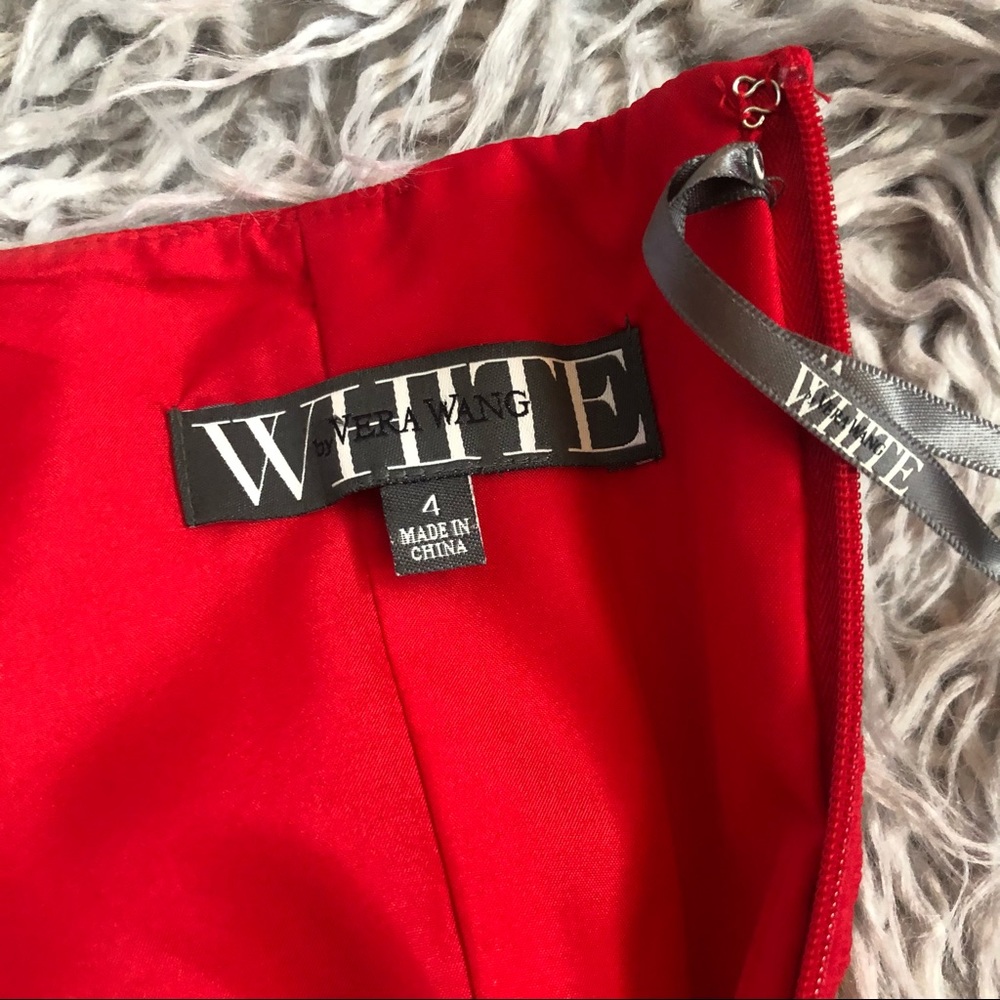 White by Vera Wang 4 red w black floral belt NWOT - Picture 6 of 10